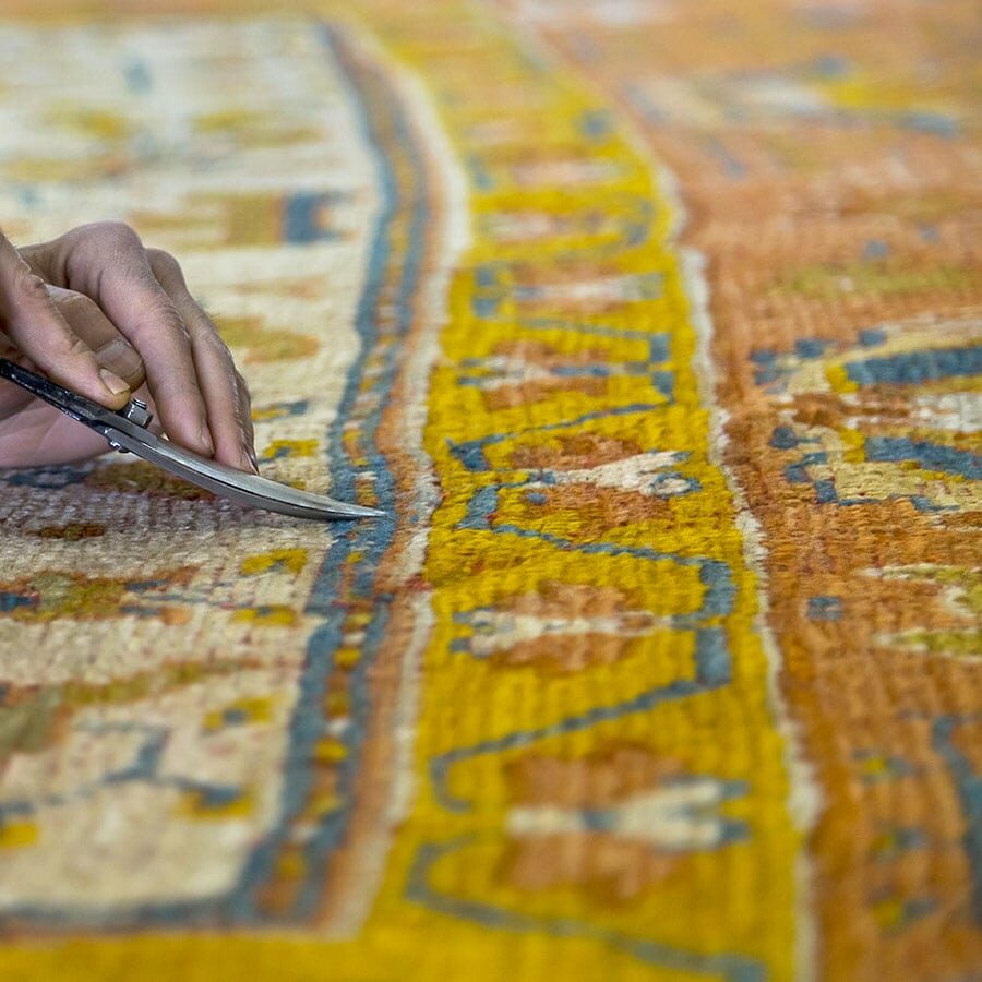 7 things How Persian Rugs Are Made is Not